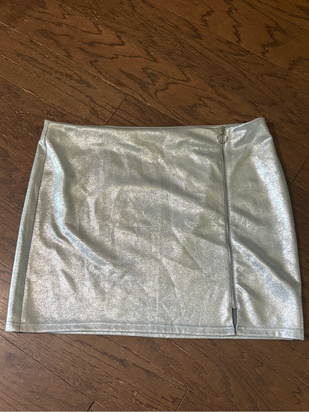 Forever 21 Silver Metallic Mini Skirt with Side Zip Sz. 3x